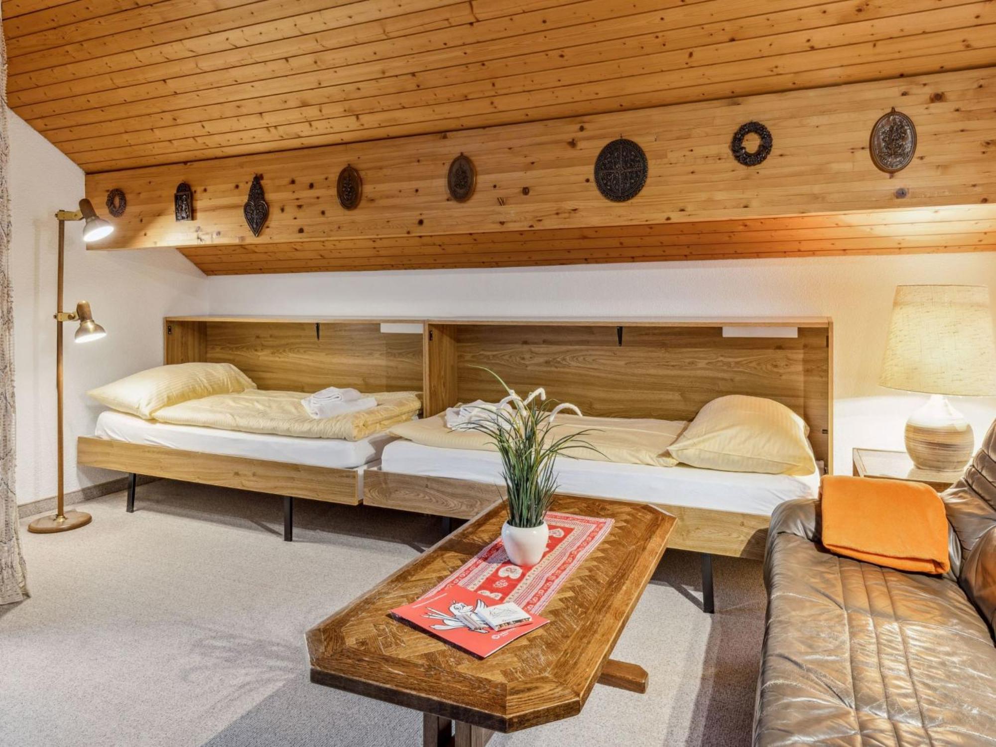 Eiger Apt-a-425 By Interhome *